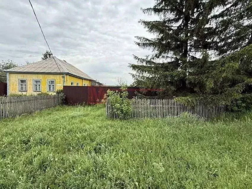 Дом в Белгородская область, Старооскольский городской округ, с. ... - Фото 0