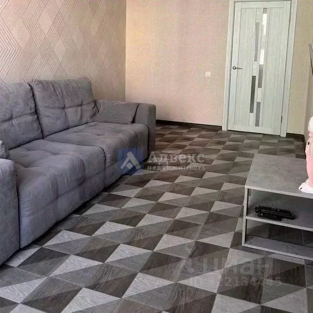 2-к кв. Тюменская область, Тюмень ул. Ветеранов Труда, 9Ак2 (63.3 м) - Фото 2