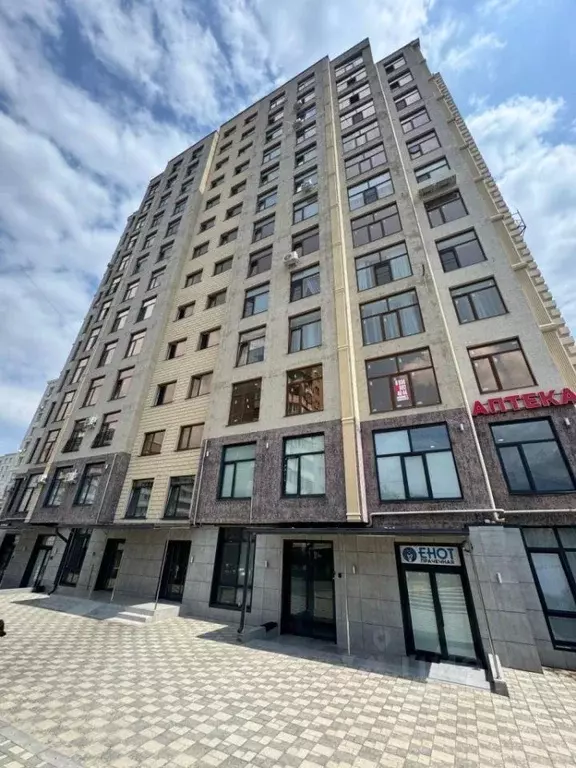 2-к кв. Кабардино-Балкария, Нальчик ул. Атажукина (64.0 м) - Фото 0