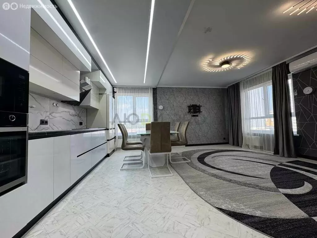 3-комнатная квартира: Барнаул, Северный Власихинский проезд, 131к3с ... - Фото 2