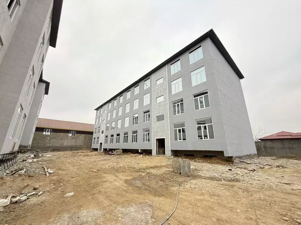 3-к кв. Кабардино-Балкария, Нальчик ул. Мовсисяна (85.5 м) - Фото 1