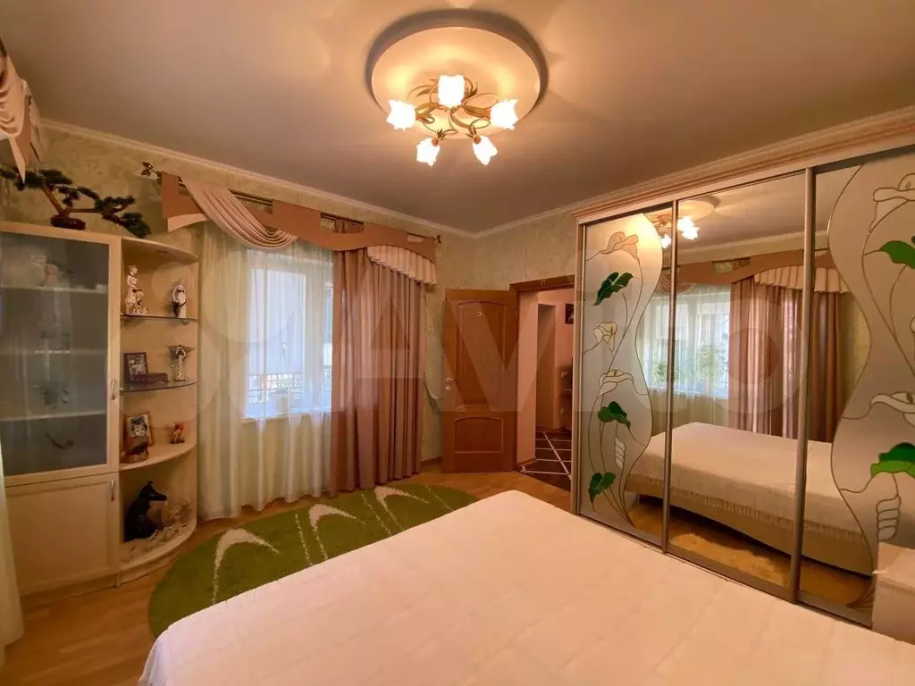 Дом 560 м на участке 8,3 сот. - Фото 1