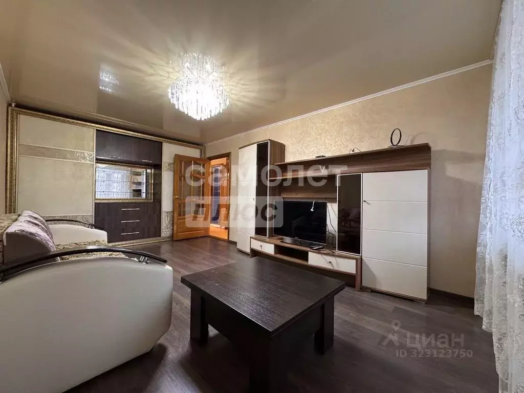 3-к кв. Марий Эл, Йошкар-Ола ул. Зарубина, 43 (73.5 м) - Фото 1