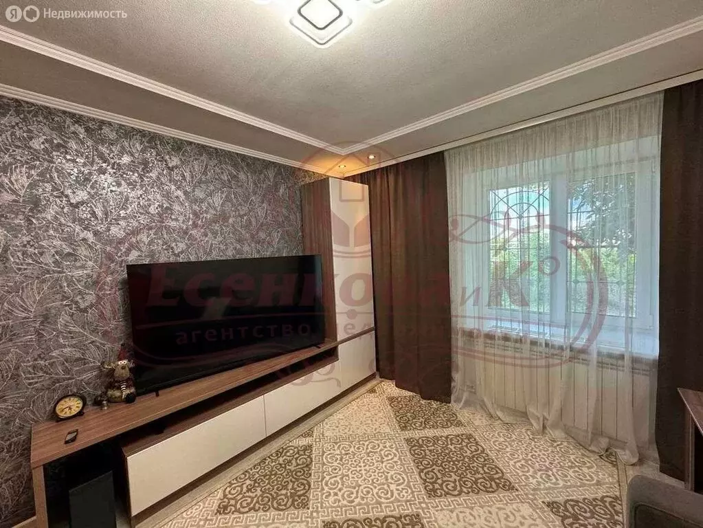 2-комнатная квартира: Курган, Садовая улица, 10 (43.9 м) - Фото 2