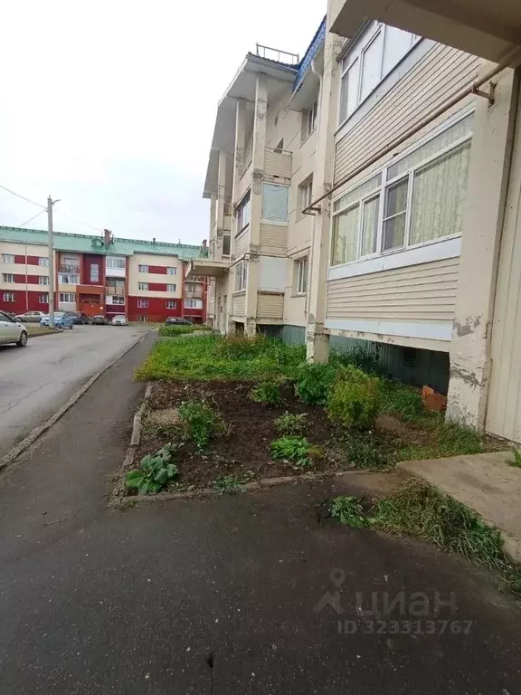 Комната Коми, Сыктывкар Чит мкр, ул. 65-летия Победы, 27 (14.0 м) - Фото 1