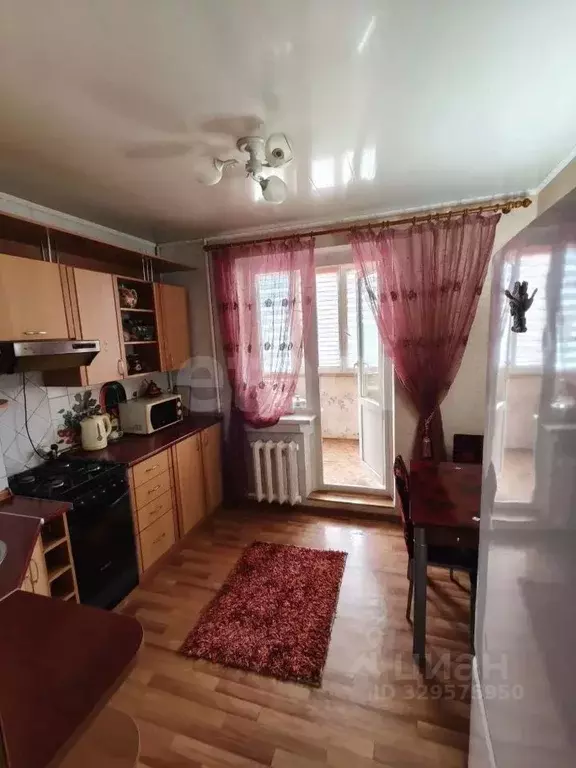 3-к кв. Крым, Симферополь ул. Балаклавская (69.4 м) - Фото 1