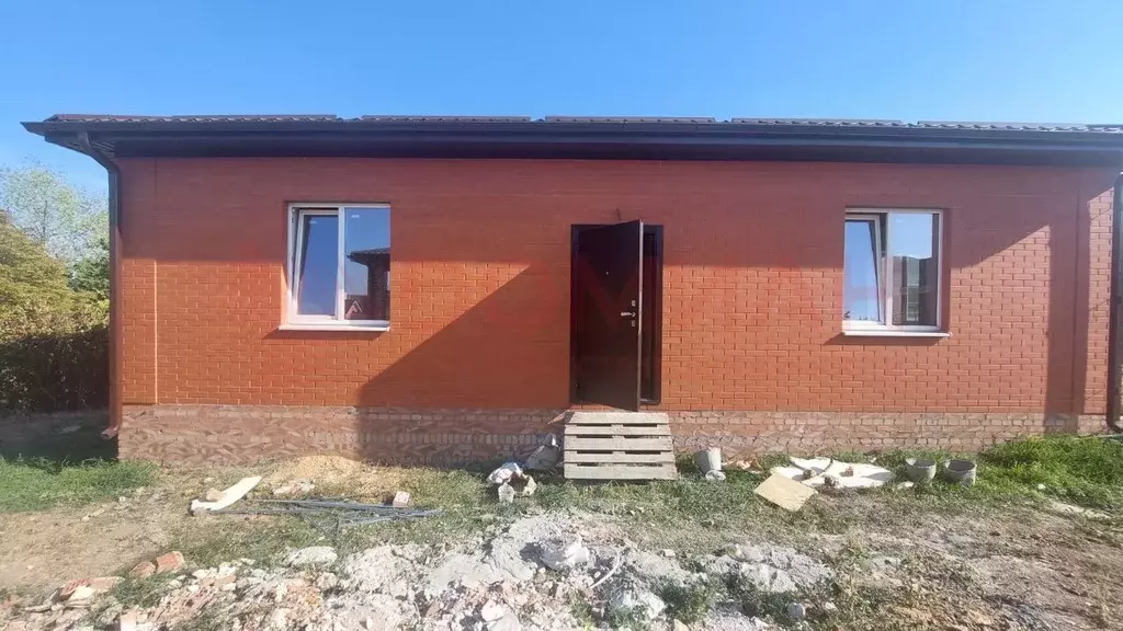 Дом в Ростовская область, Мясниковский район, с. Чалтырь  (110 м) - Фото 2