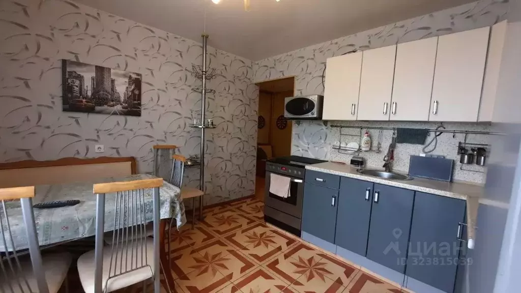 3-к кв. Санкт-Петербург просп. Большевиков, 38К2 (70.9 м) - Фото 1