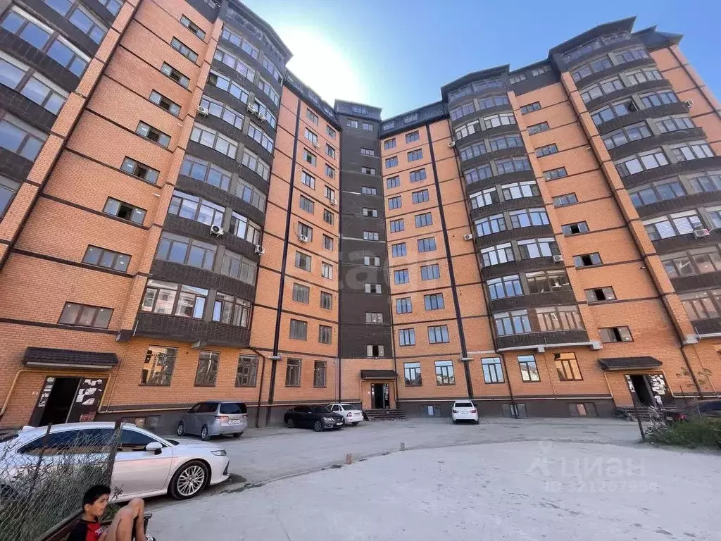 2-к кв. Дагестан, Махачкала ул. Новая, 44 (80.0 м) - Фото 0