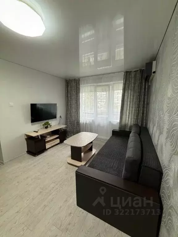 1-к кв. Волгоградская область, Камышин 4-й мкр, 8/11 (32.0 м) - Фото 0