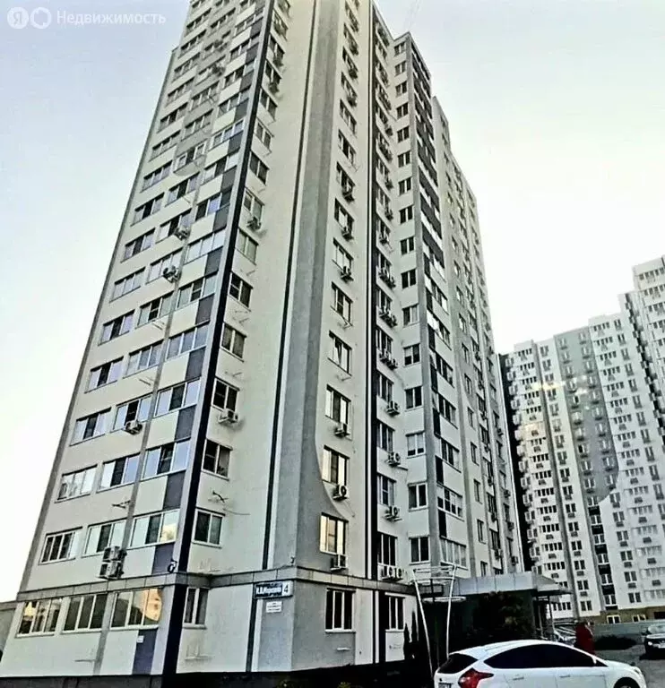 2-комнатная квартира: Волгоград, улица имени Ивана Морозова, 4 (43 м) - Фото 0