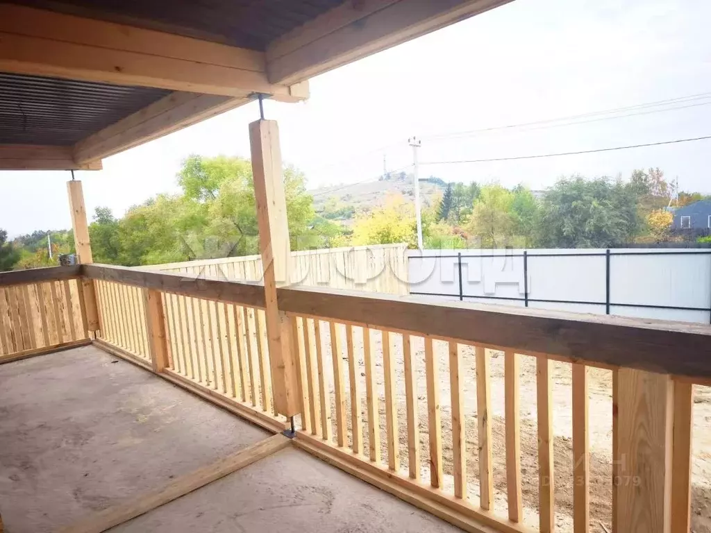 Дом в Хакасия, Алтайский район, с. Белый Яр ул. Придорожная (96 м) - Фото 1