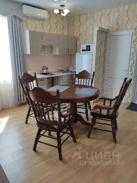 2-к кв. Крым, Алушта ул. Энгельса, 10 (40.0 м) - Фото 1