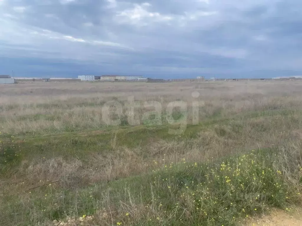 Участок в Крым, Сакский район, с. Уютное  (15.0 сот.) - Фото 1