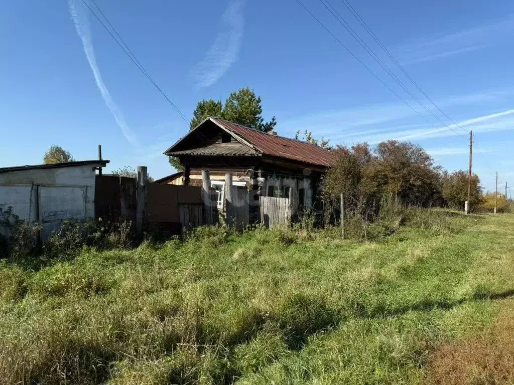 Дом в Курганская область, Далматовский муниципальный округ, с. ... - Фото 1
