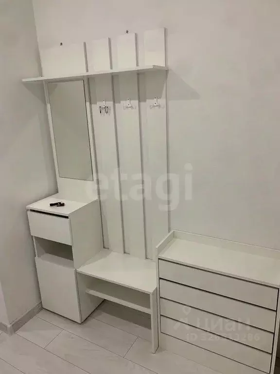 1-к кв. Тюменская область, Тюмень ул. Тимофея Чаркова, 93 (50.0 м) - Фото 1