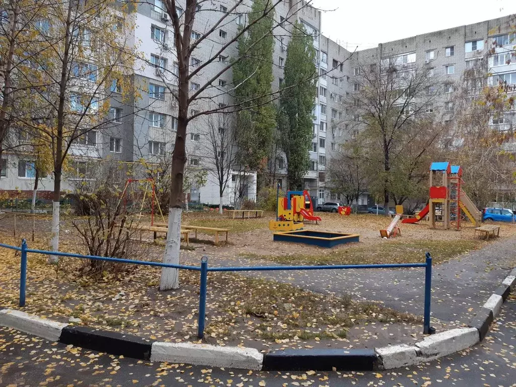 2-к кв. Саратовская область, Саратов ул. Усть-Курдюмская, 3 (49.0 м) - Фото 1