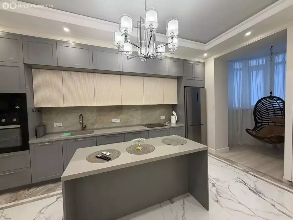 Квартира-студия: Кисловодск, проспект Победы, 43А (98 м) - Фото 2