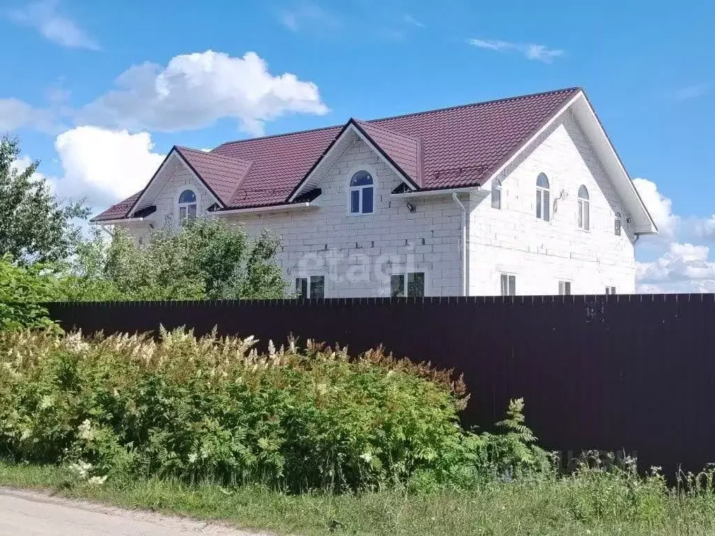 Дом в Белгородская область, Старооскольский городской округ, с. Озерки ... - Фото 0
