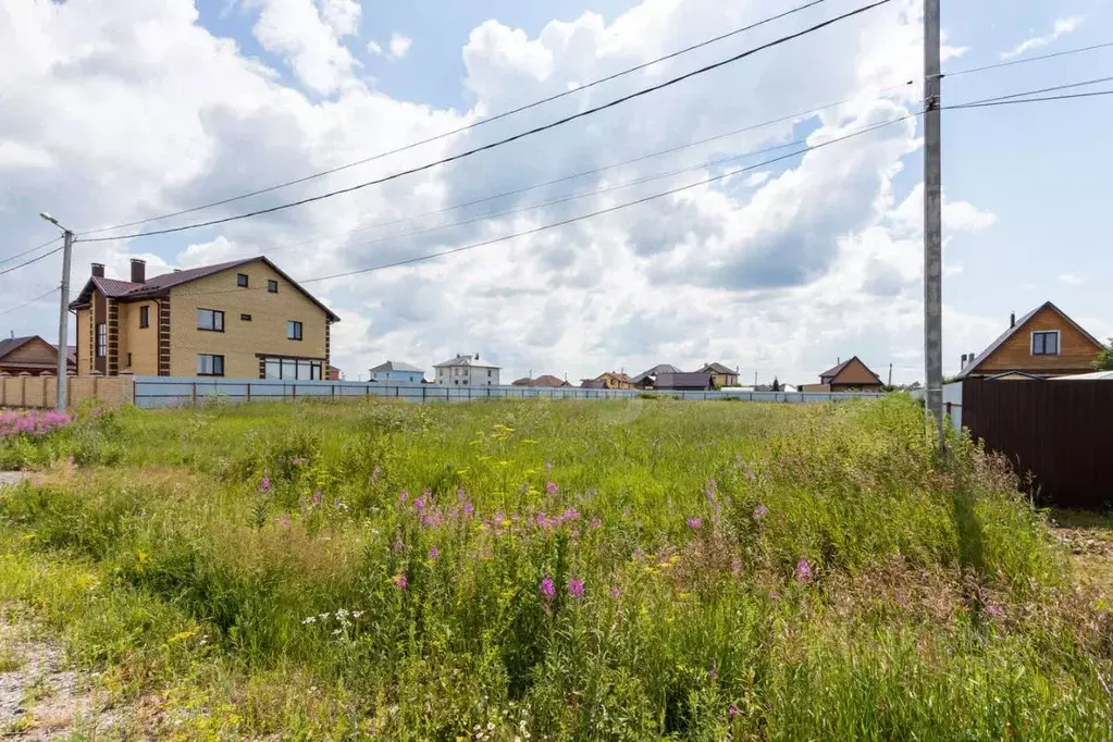 Участок в Тюменская область, Тюменский район, д. Зубарева  (17.6 сот.) - Фото 0