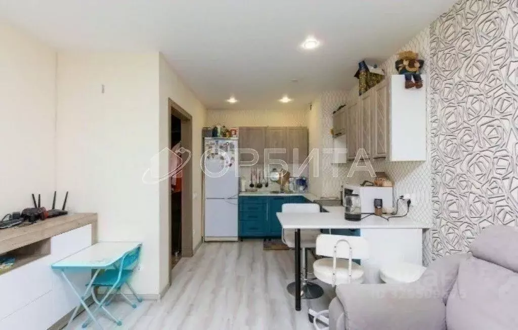 1-к кв. Тюменская область, Тюмень ул. Тимофея Чаркова, 28 (39.5 м) - Фото 2