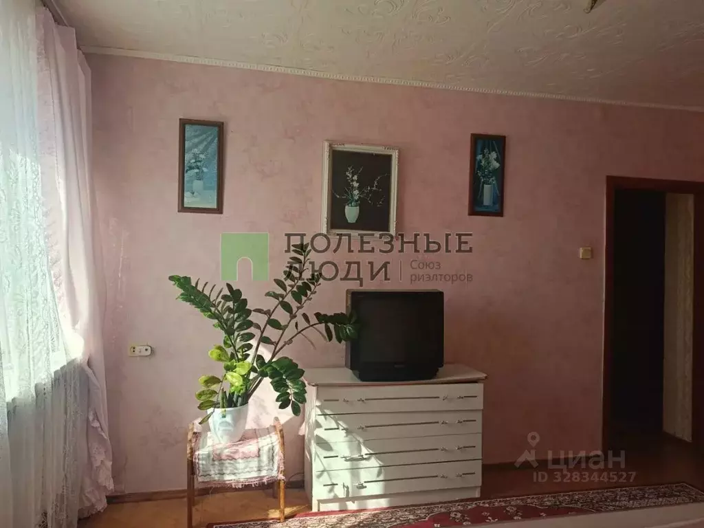 Дом в Белгородская область, Корочанский район, Мелиховское с/пос, с. ... - Фото 1