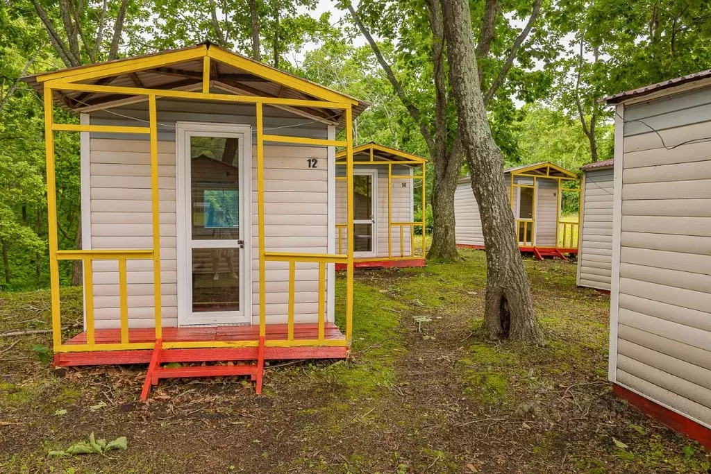 Дом в Приморский край, Находкинский городской округ, с. Анна  (10 м) - Фото 0