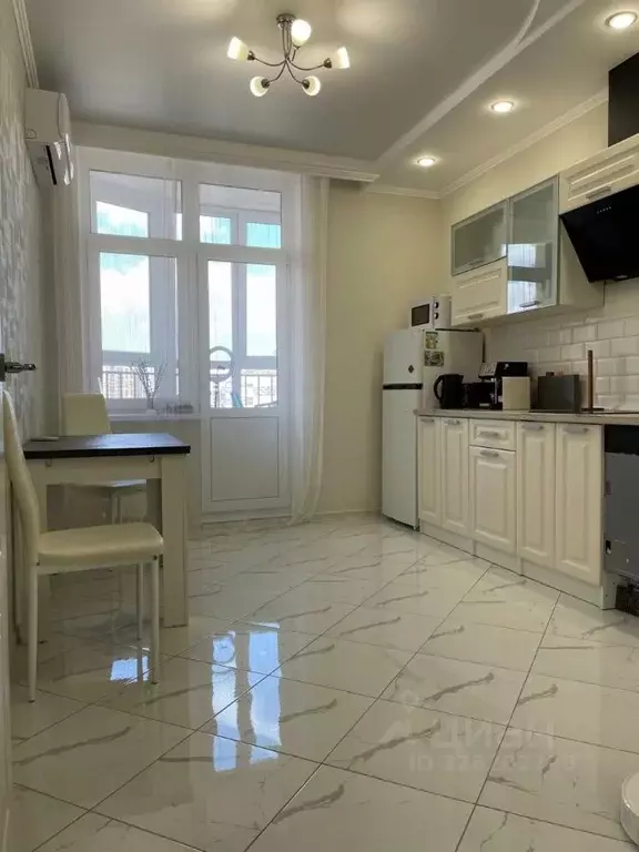 2-к кв. Краснодарский край, Краснодар ул. Конгрессная, 27 (65.0 м) - Фото 2