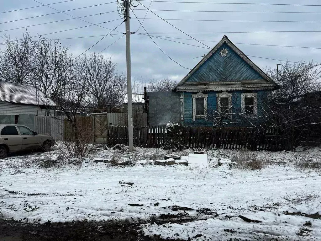 Дом в Астраханская область, Астрахань ул. Войкова, 201 (50 м) - Фото 1