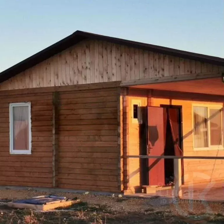 Дом в Крым, Сакский район, с. Молочное ул. Крымская, 42 (48 м) - Фото 2