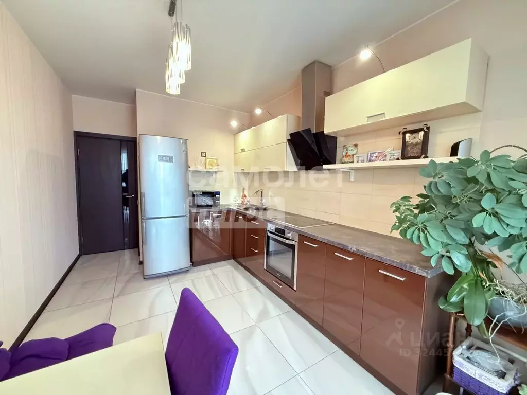 2-к кв. Иркутская область, Иркутск наб. Верхняя, 165/2 (68.7 м) - Фото 2