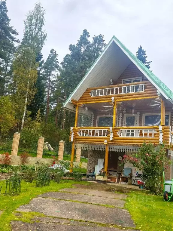 Дом в Ленинградская область, Выборгский район, Каменногорское ... - Фото 1