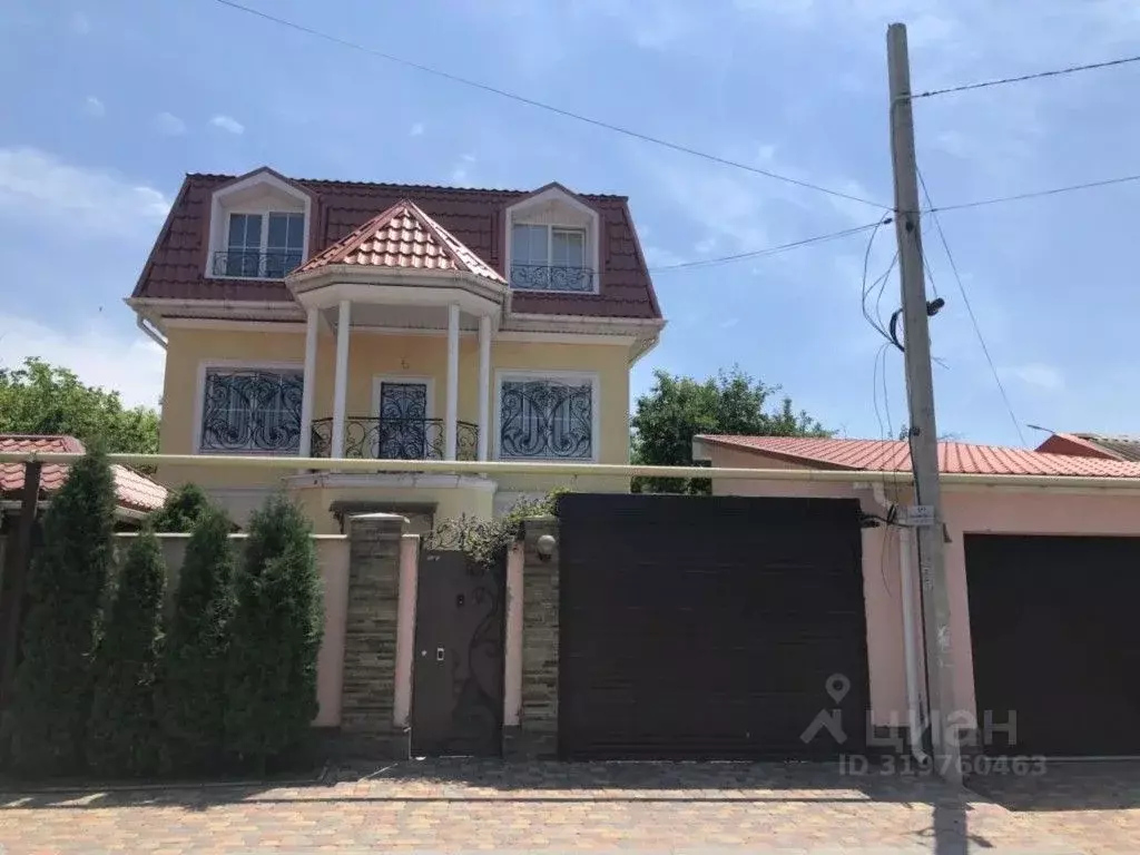 Дом в Крым, Симферополь ул. Садовая (280 м) - Фото 0