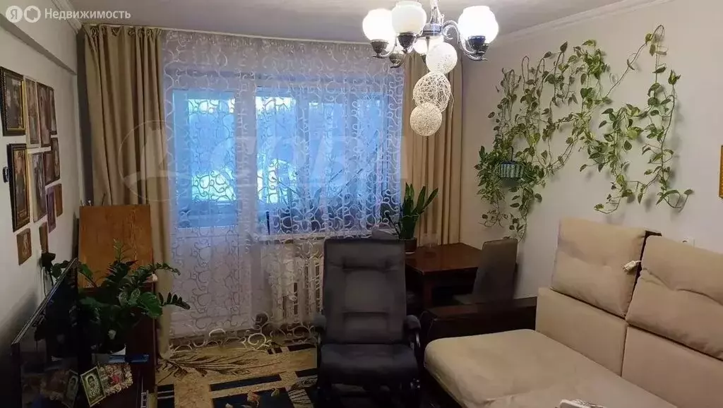 2-комнатная квартира: Тобольск, 4-й микрорайон, 35Б (45 м) - Фото 1