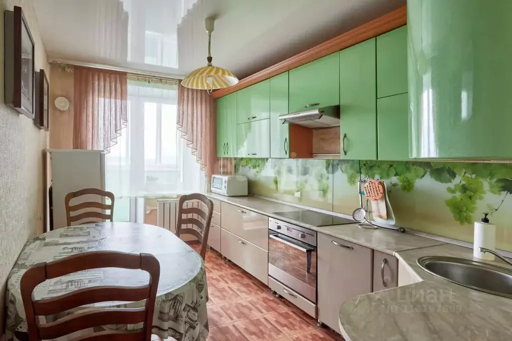 2-к кв. Забайкальский край, Чита Октябрьский мкр, 10 (54.6 м) - Фото 0