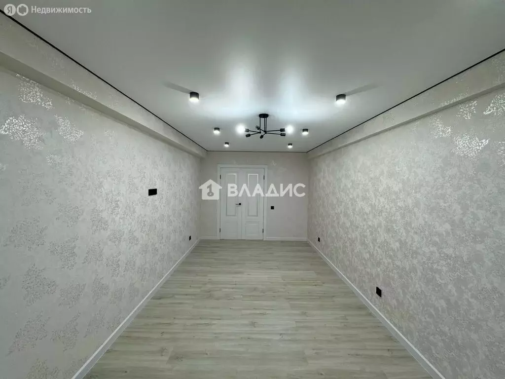 3-комнатная квартира: Пенза, улица Генерала Глазунова, 6 (78 м) - Фото 1