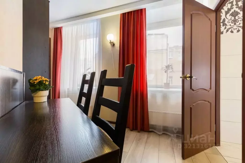 Комната Санкт-Петербург просп. Средний Васильевского острова, 50Б - Фото 2