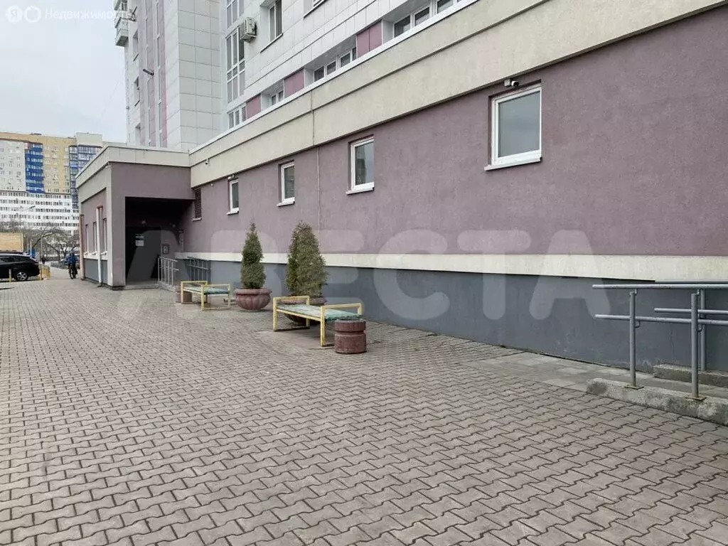 3-комнатная квартира: Омск, улица Конева, 8к1 (95.5 м) - Фото 2