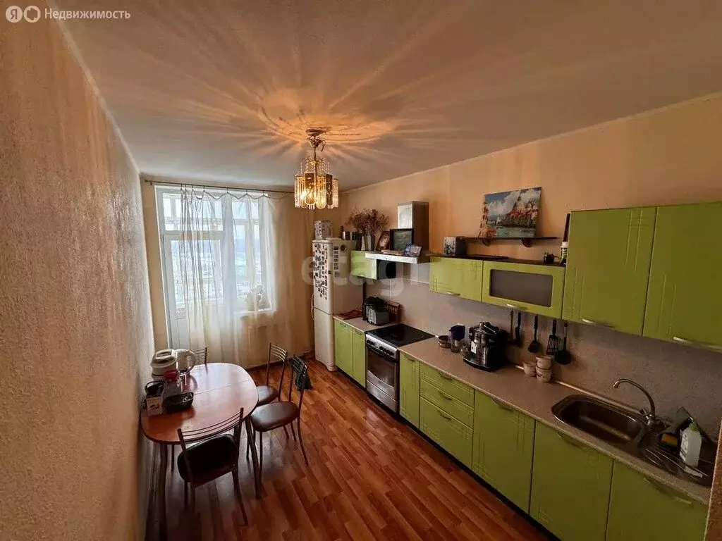 3-комнатная квартира: Екатеринбург, Билимбаевская улица, 35 (88.3 м) - Фото 1