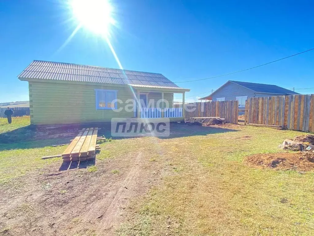 Дом в Иркутская область, Эхирит-Булагатский район, пос. Усть-Ордынский ... - Фото 1