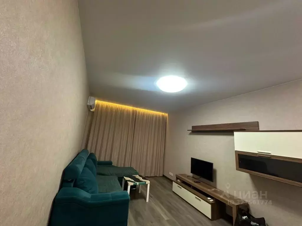 2-к кв. Татарстан, Казань ул. Рауиса Гареева, 90к1 (65.0 м) - Фото 2