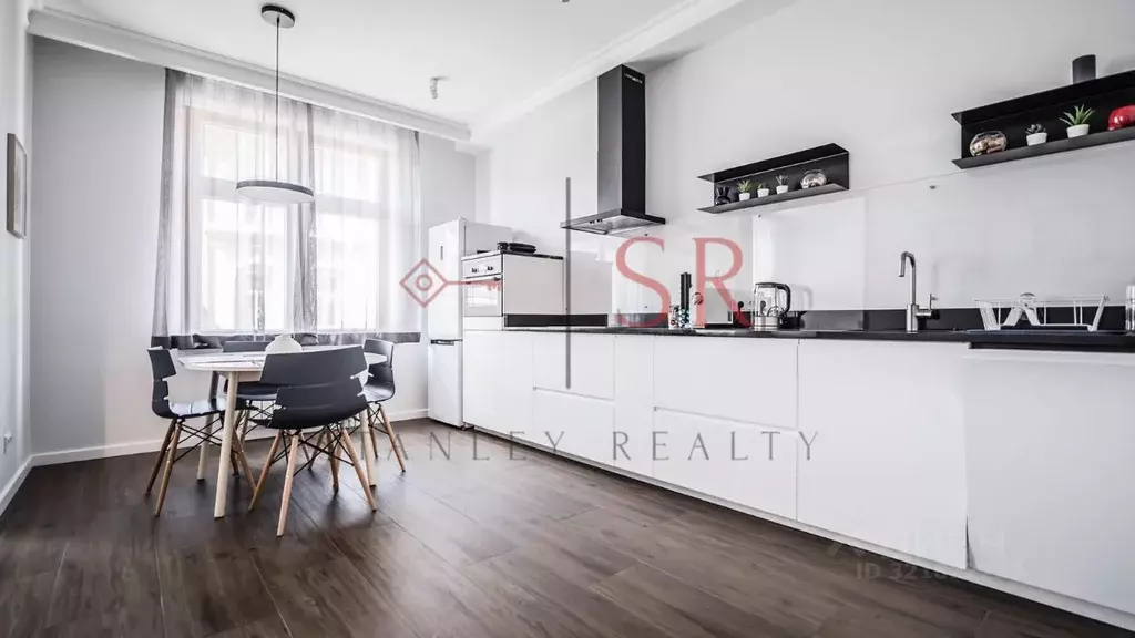 2-к кв. Санкт-Петербург пер. Басков, 2 (81.0 м) - Фото 1