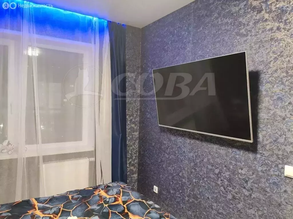 2-комнатная квартира: Тюмень, улица Федюнинского, 64к1 (64.5 м) - Фото 2