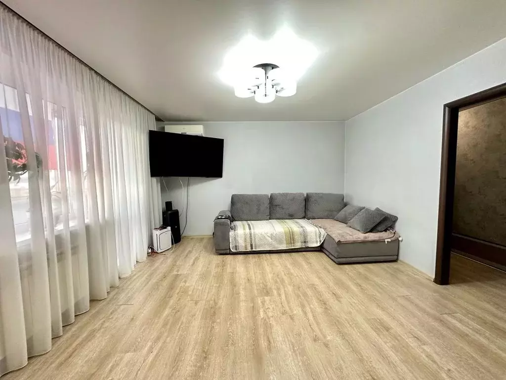 Продаётся 4-к квартира, 76.5 м - Фото 1