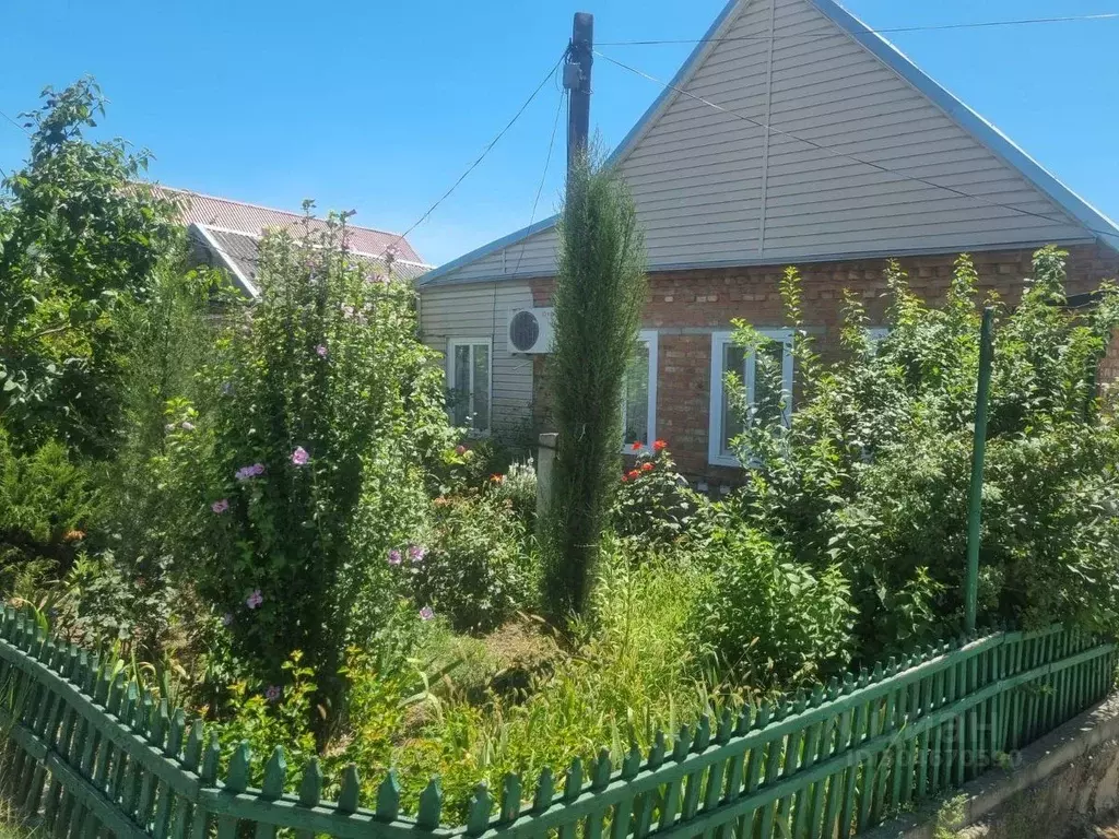 Дом в Кабардино-Балкария, Прохладный Бакинская ул., 49 (110 м) - Фото 1