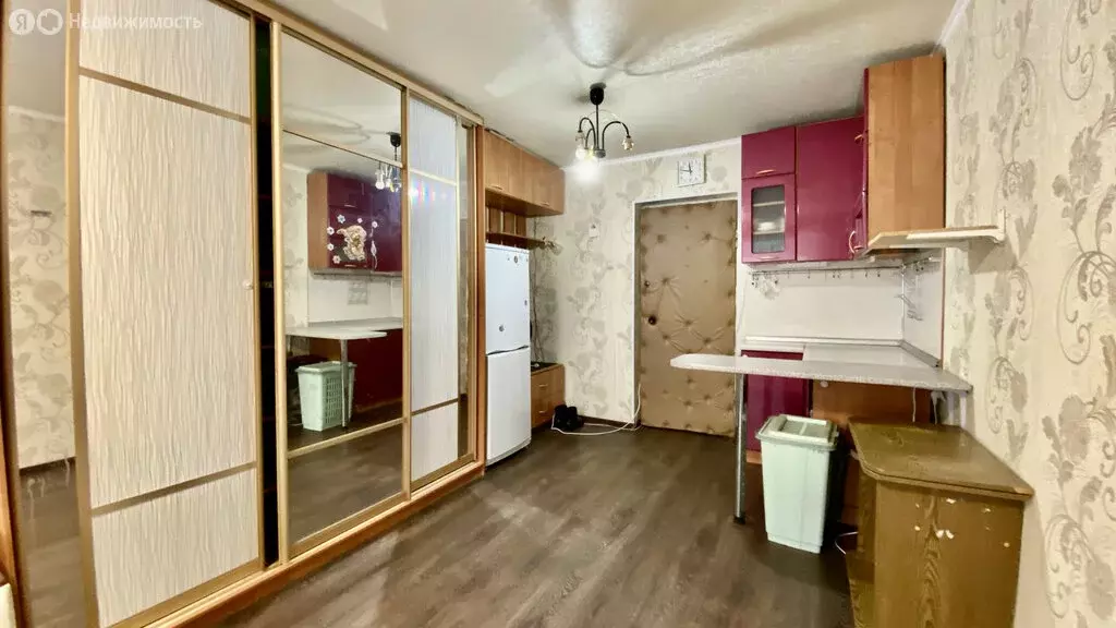 1к в 10-комнатной квартире (18.6 м) - Фото 1