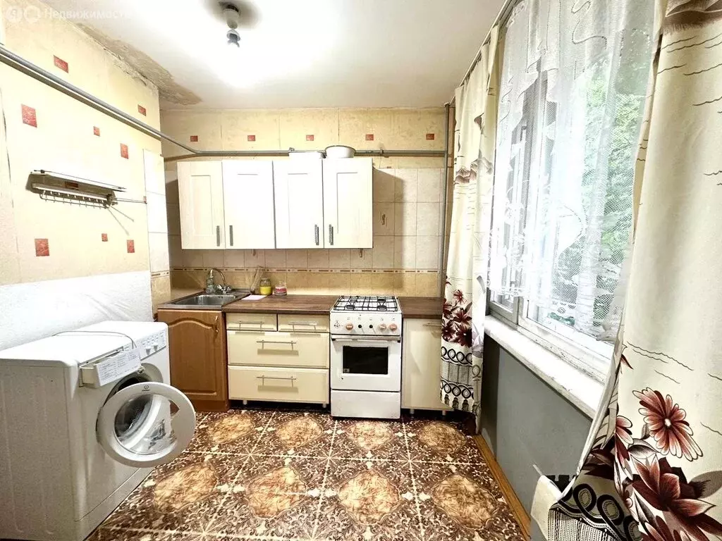 1-комнатная квартира: Гатчина, улица Слепнёва, 23 (36 м) - Фото 0