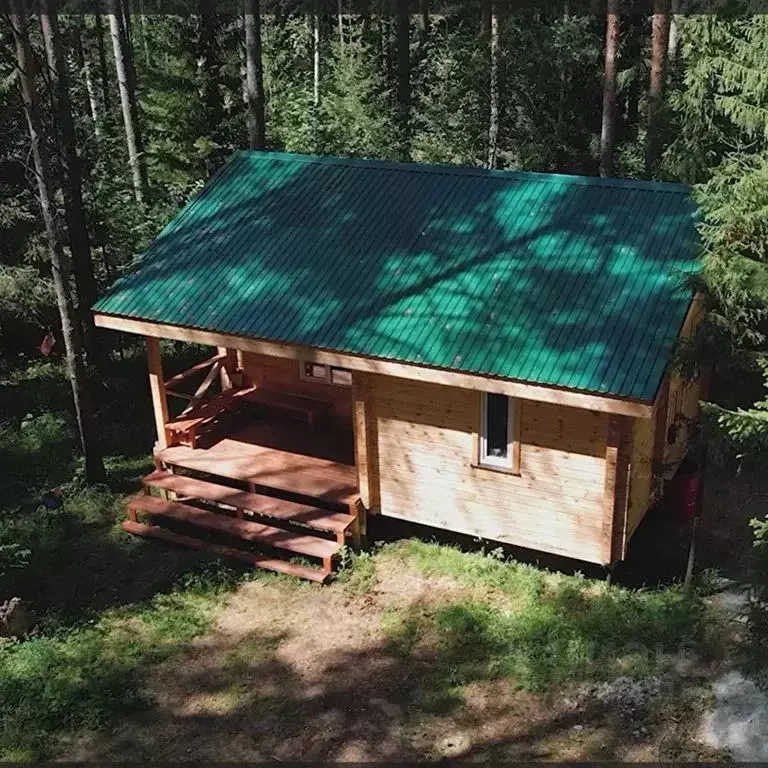 Дом в Свердловская область, Дегтярск Набережная ул., 18 (90 м) - Фото 1