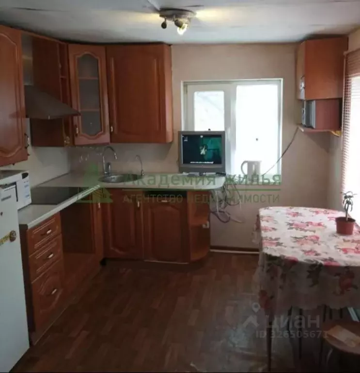 Дом в Саратовская область, Энгельс Краснокутская ул., 13А (49 м) - Фото 1