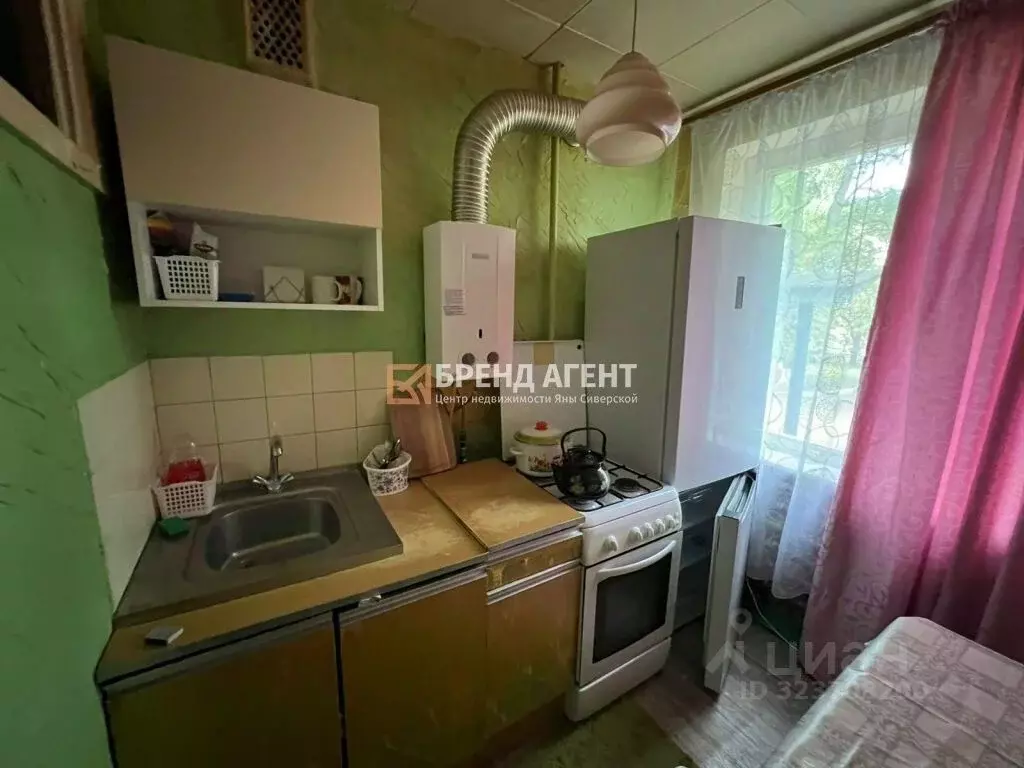 3-к кв. Белгородская область, Белгород ул. Щорса, 31 (46.7 м) - Фото 1